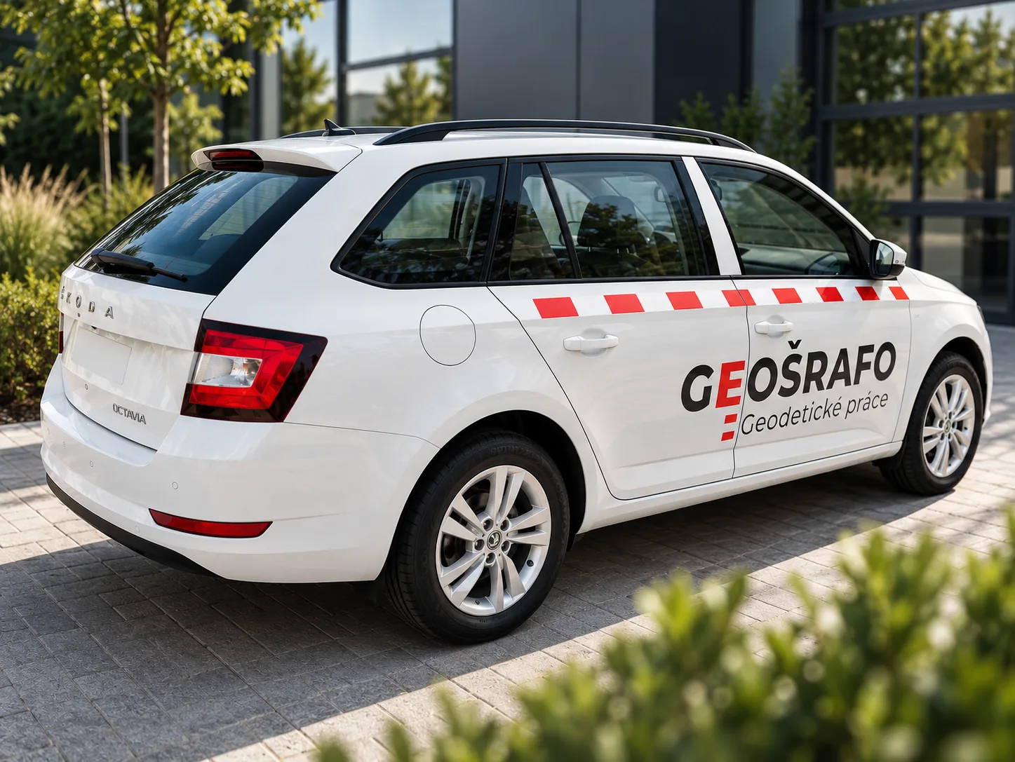 GEOŠRAFO – polep firemního vozu